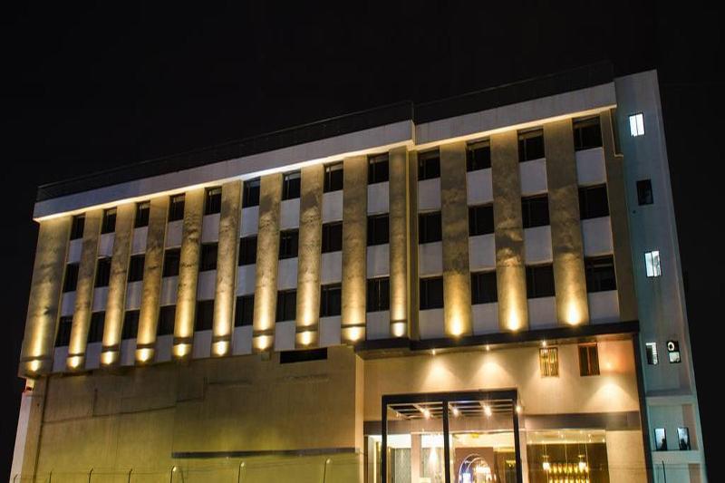 Hotel Siesta Hinjewadi Púna Kültér fotó
